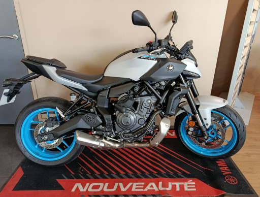 YAMAHA MT 07 Y-AMT 35 KW / BOITE AUTO / 1ERE MAIN / ETAT NEUF