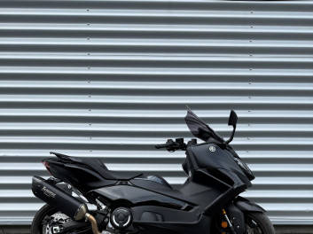 YAMAHA T-MAX 560 TECH MAX