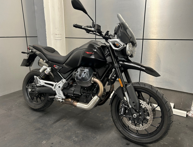 MOTO GUZZI V85 STRADA