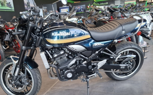 KAWASAKI Z 900 RS