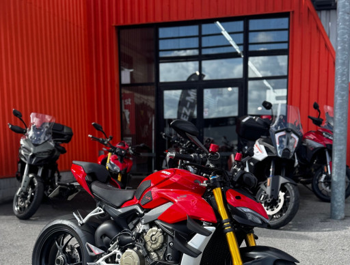 DUCATI STREETFIGHTER V4S