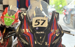 APRILIA RSV4 1100 FACTORY PREPA PISTE 5000€