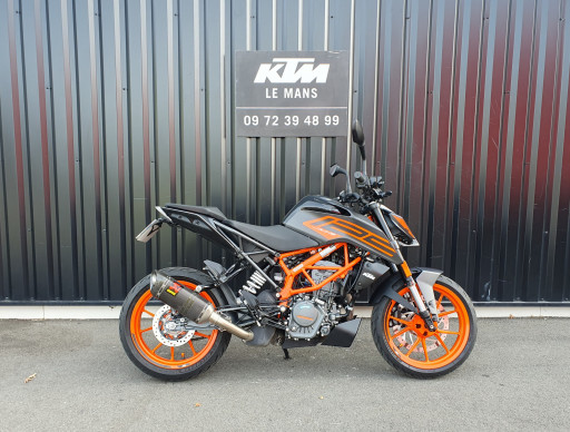 KTM 125 DUKE  SEULEMENT 2600 KILOMETRES