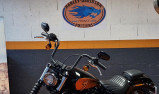 HARLEY-DAVIDSON SOFTAIL STREET BOB 1868