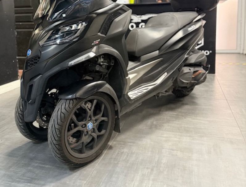 PIAGGIO MP3 530 HPE EXCLUSIVE