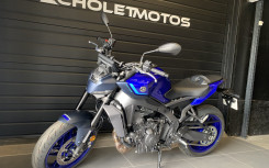 YAMAHA MT-09