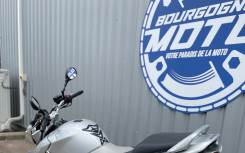 SUZUKI GSR 600