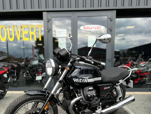MOTO GUZZI V7 SPECIAL MONOCHROME