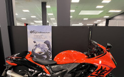 SUZUKI GSX-R 1340 HAYABUSA