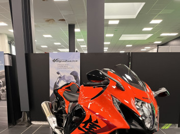 SUZUKI GSX-R 1340 HAYABUSA