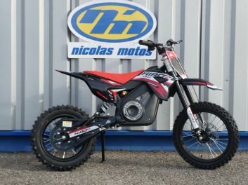 APOLLO MOTORS ROCKET