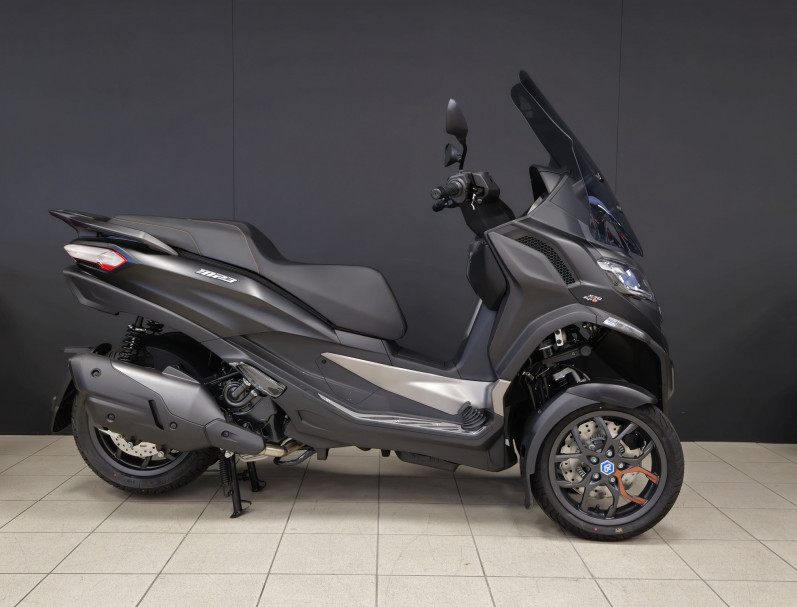 PIAGGIO MP3 530 HPE EXCLUSIVE