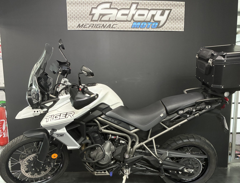 TRIUMPH TIGER 800 XCA