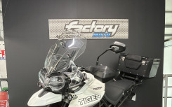 TRIUMPH TIGER 800 XCA