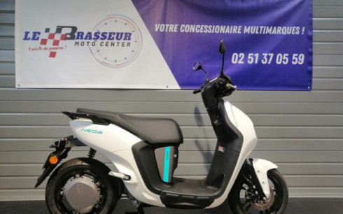 YAMAHA NEO
