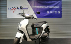 YAMAHA NEO