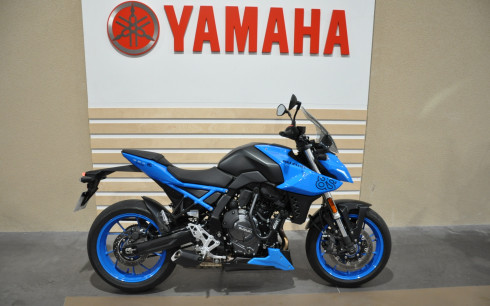 SUZUKI GSX-8S