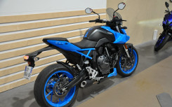 SUZUKI GSX-8S