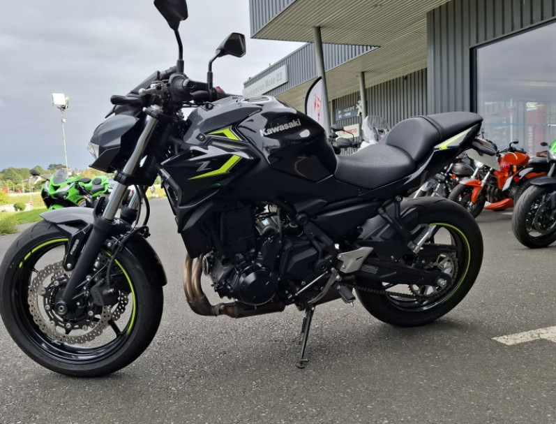 KAWASAKI Z 650 (47.5CV) IDEAL PERMIS A2