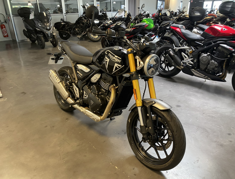 TRIUMPH SPEED 400