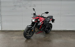 SUZUKI GSX-S 750 1ERE MAIN 