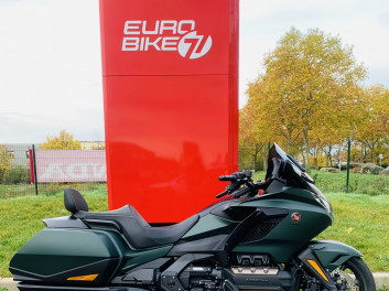 HONDA GL1800 GOLDWING BAGGER