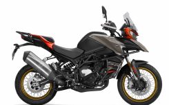 QJ MOTOR SRT 800 SX et touring