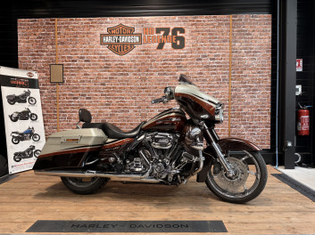 HARLEY-DAVIDSON TOURING ELECTRA GLIDE 1800 ULTRA CVO