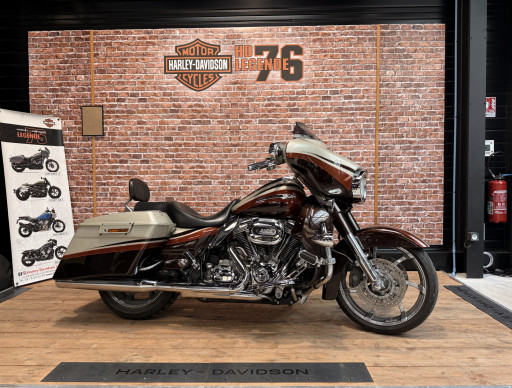 HARLEY-DAVIDSON TOURING ELECTRA GLIDE 1800 ULTRA CVO