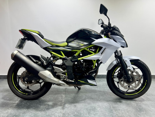 KAWASAKI Z125