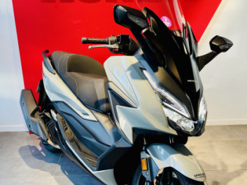 HONDA FORZA 125 2022 GRIS NARDO + SELLE CONFORT