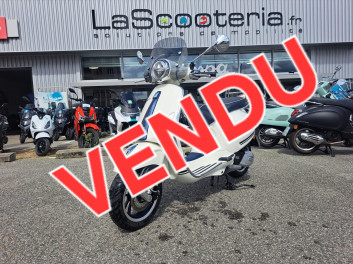 VESPA PRIMAVERA 125 YATCH