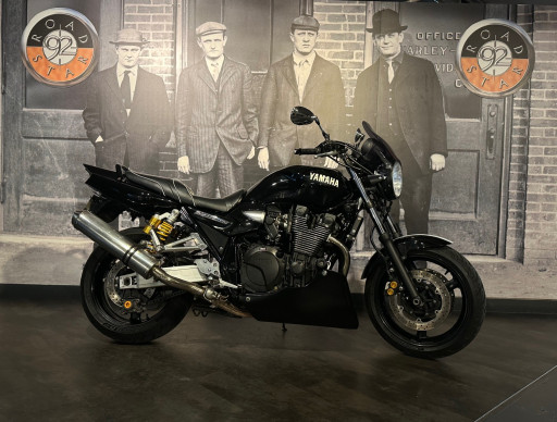YAMAHA XJR 1300