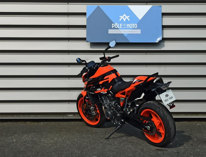 KTM 890 DUKE