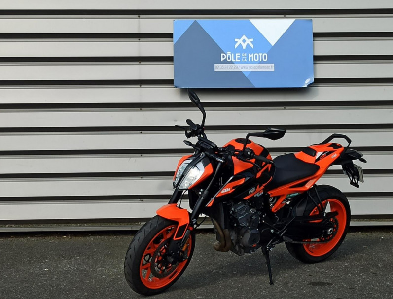 KTM 890 DUKE