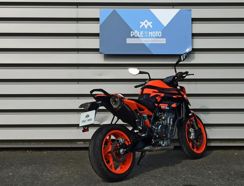 KTM 890 DUKE