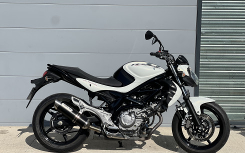 SUZUKI GLADIUS 650