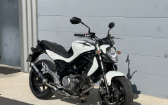 SUZUKI GLADIUS 650