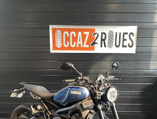 YAMAHA XSR 900