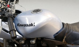 KAWASAKI ZR-7