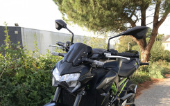 KAWASAKI Z 900