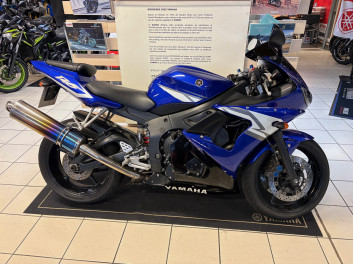 YAMAHA YZF-R6