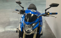 SUZUKI 750 GSR EDITION FREEGUN  /  DSN MOTOS 40