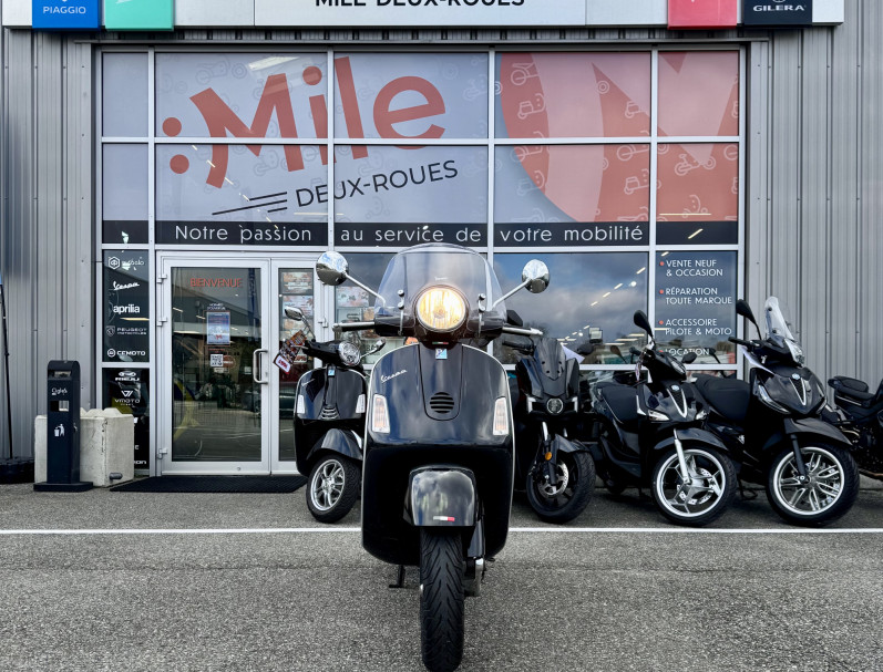 VESPA GT 200 - GRANTURISMO