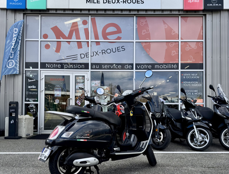 VESPA GT 200 - GRANTURISMO