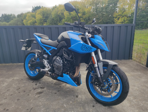 SUZUKI GSX-8S A2
