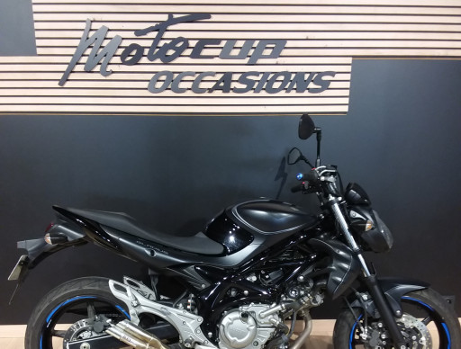 SUZUKI GLADIUS 650