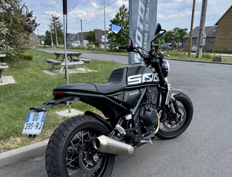 BRIXTON MOTORCYCLES CROSSFIRE 500 X