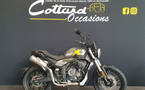 VOGE 525 ACX NEUVE GARANTIE 3 ANS !