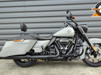 HARLEY-DAVIDSON TOURING ROAD KING 1868 SPECIAL